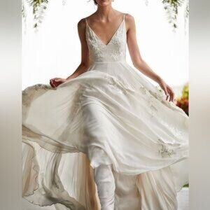 BHLDN Elegant Cream Wedding Dress